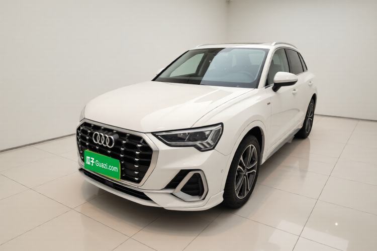 Used Audi Q3 2023 35 TFSI Fashion Dynamic Model (1.4T) Guazi used car, China used car export, Used car for sale, Used Audi cars, Cheapest cars for sale