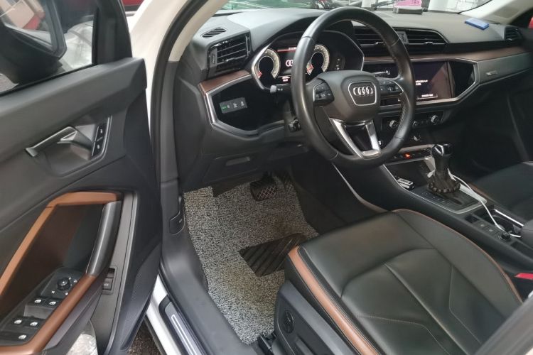 Used Audi Q3 2023 35 TFSI Fashion Elegant Version (1.5T) Driver Seat