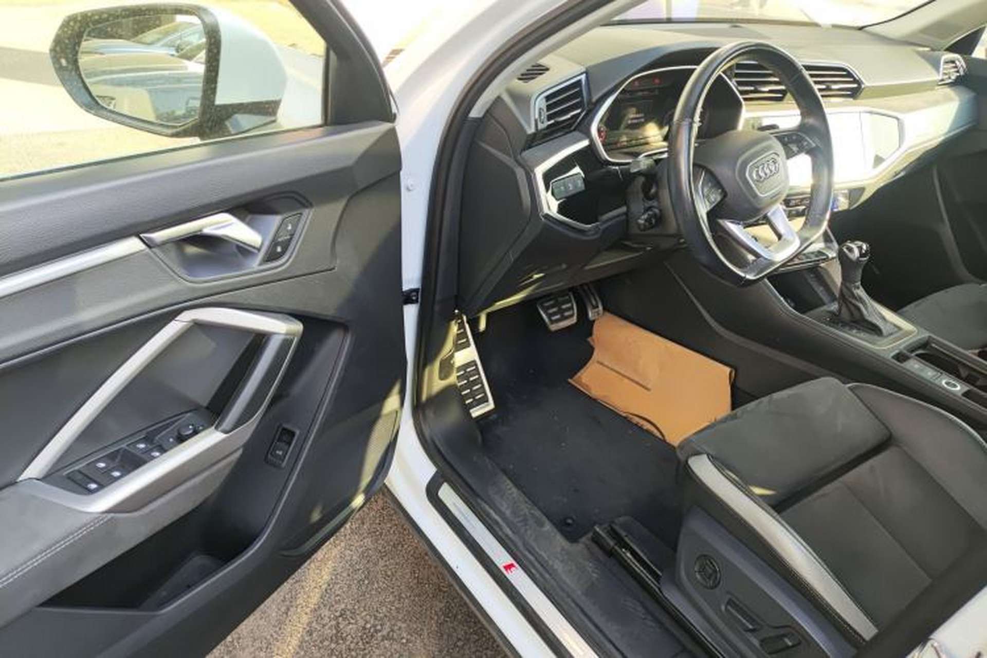Used Audi Q3 2023 Updated 40 TFSI Fashionable and Dynamic Version Driver Seat