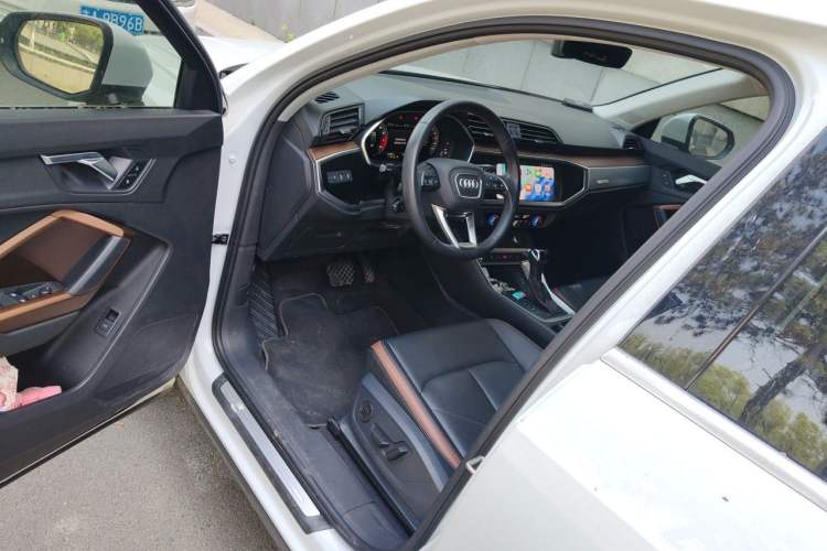 Used Audi Q3 2023 35 TFSI Fashion Elegant Version (1.4T) Driver Seat