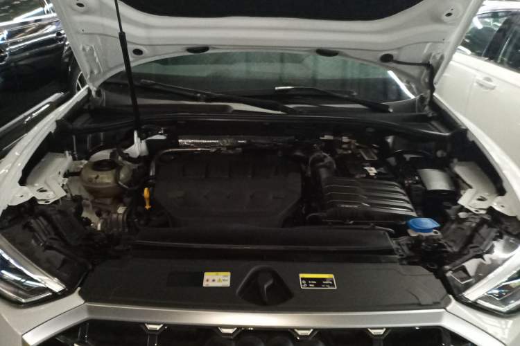 Used Audi Q3 2023 Updated 40 TFSI Fashionable and Dynamic Version Engine Bay