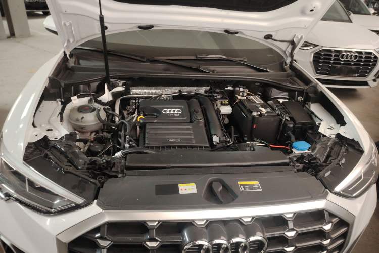 Used Audi Q3 2023 35 TFSI Fashion Dynamic Model (1.4T) Engine Bay