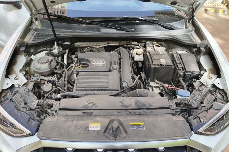 Used Audi Q3 2023 35 TFSI Fashion Dynamic Model (1.4T) Engine Bay