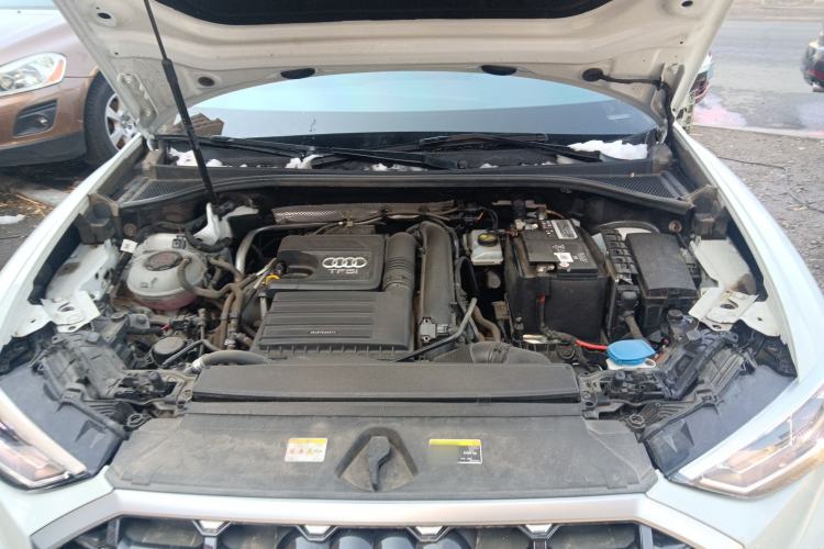 Used Audi Q3 2023 35 TFSI Fashion Dynamic Model (1.4T) Engine Bay