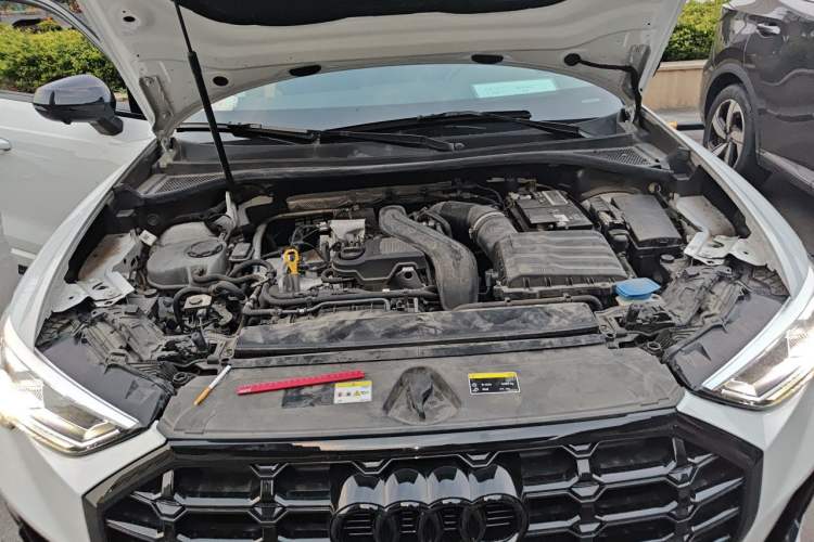 Used Audi Q3 2023 35 TFSI Fashion Dynamic Model (1.5T) Engine Bay