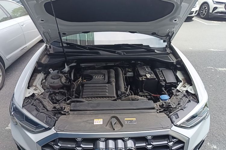 Used Audi Q3 2023 35 TFSI Fashion Dynamic Model (1.4T) Engine Bay