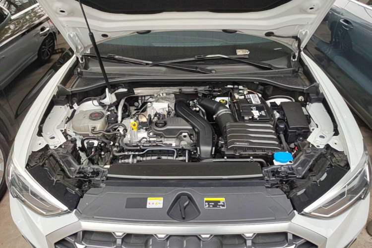 Used Audi Q3 2023 35 TFSI Advanced Dynamic Edition (1.5T) Engine Bay