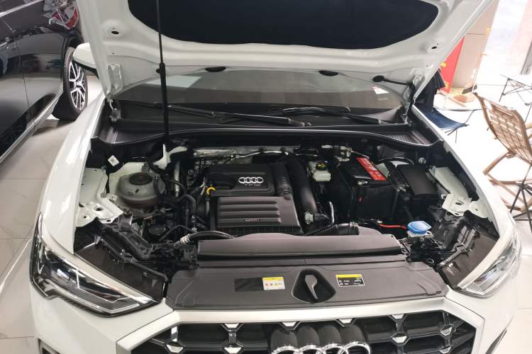 Used Audi Q3 2023 35 TFSI Progressive Dynamic Edition (1.4T) Engine Bay