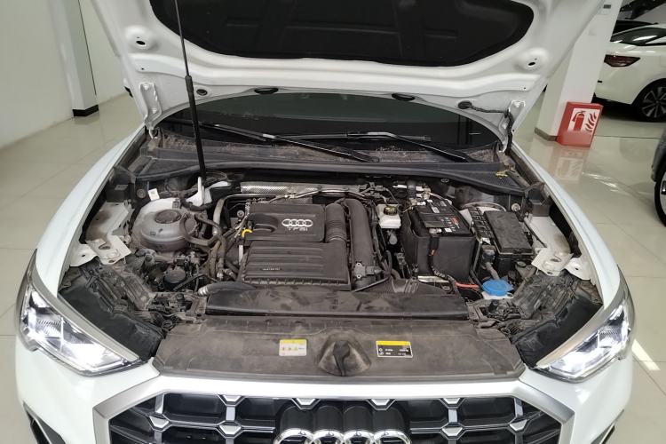 Used Audi Q3 2023 35 TFSI Progressive Dynamic Edition (1.4T) Engine Bay