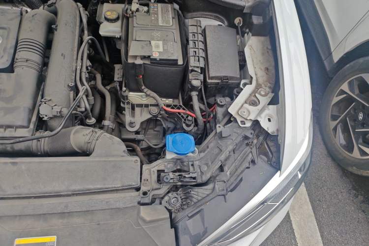 Used Audi Q3 2023 35 TFSI Fashion Dynamic Model (1.4T) Engine Bay Left