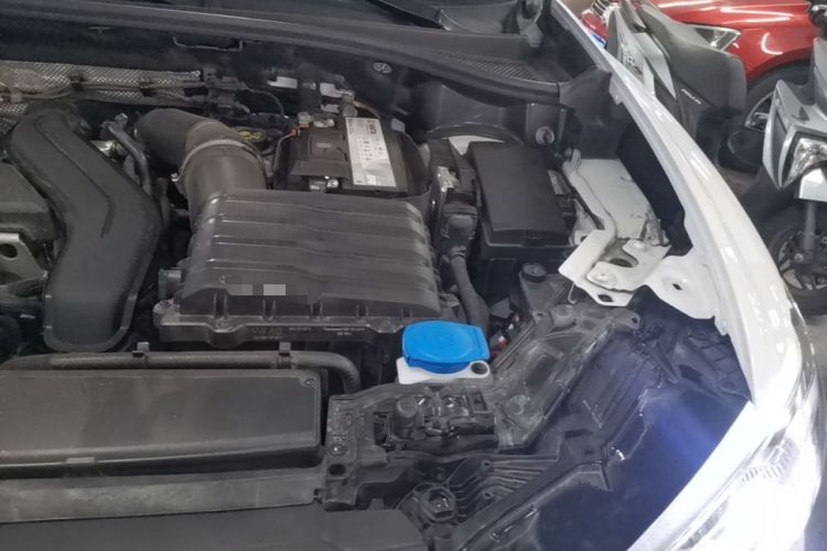 Used Audi Q3 2023 35 TFSI Fashion Dynamic Model (1.5T) Engine Bay Left