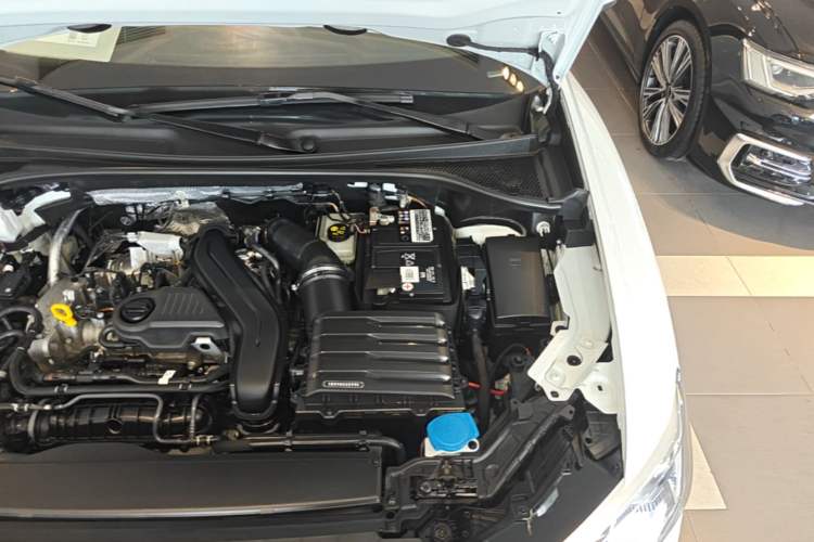 Used Audi Q3 2023 35 TFSI Fashion Dynamic Model (1.5T) Engine Bay Left