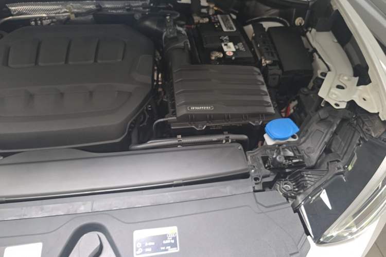 Used Audi Q3 2023 Updated 40 TFSI Fashionable and Dynamic Version Engine Bay Left