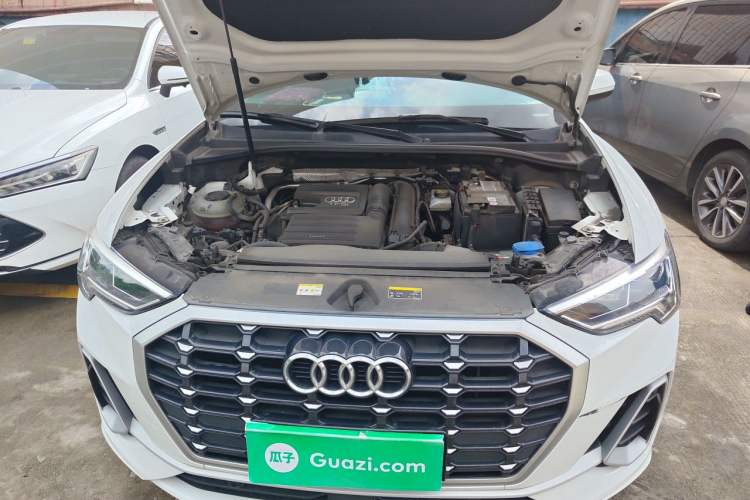 Used Audi Q3 2023 35 TFSI Fashion Dynamic Model (1.4T) Engine Bay
