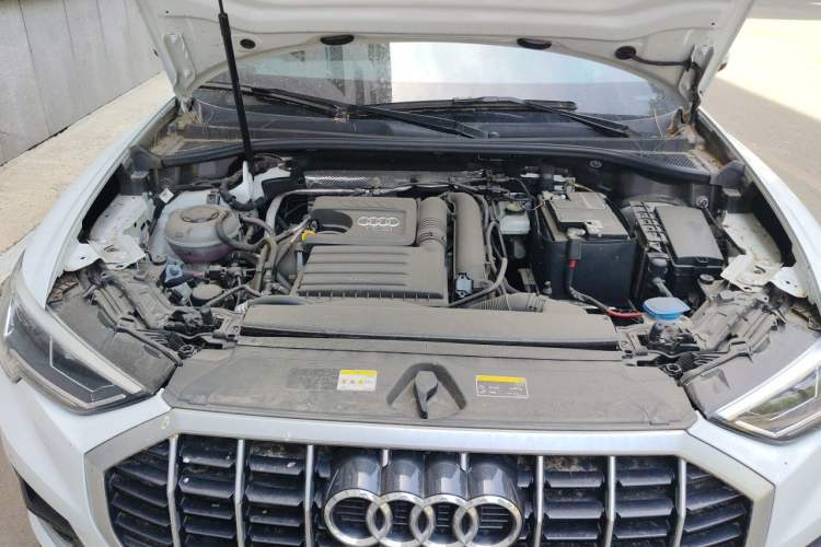 Used Audi Q3 2023 35 TFSI Fashion Elegant Version (1.4T) Engine Bay