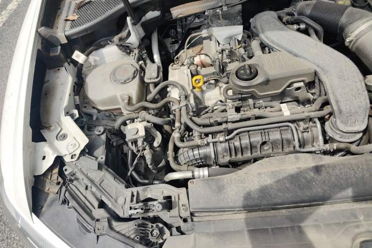 Used Audi Q3 2023 35 TFSI Advanced Dynamic Edition (1.5T) Engine Bay Right