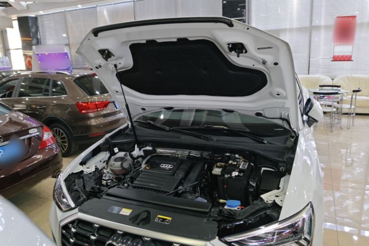 Used Audi Q3 2023 35 TFSI Fashion Dynamic Model (1.4T) Engine Bay