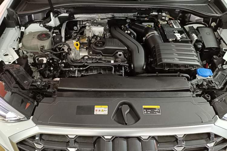 Used Audi Q3 2023 35 TFSI Fashion Dynamic Model (1.5T) Engine Bay