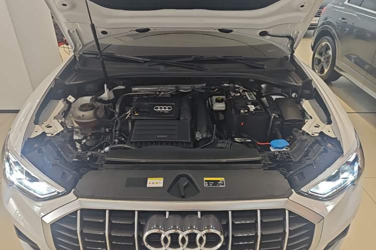 Used Audi Q3 2023 35 TFSI Fashion Elegant Version (1.4T) Engine Bay