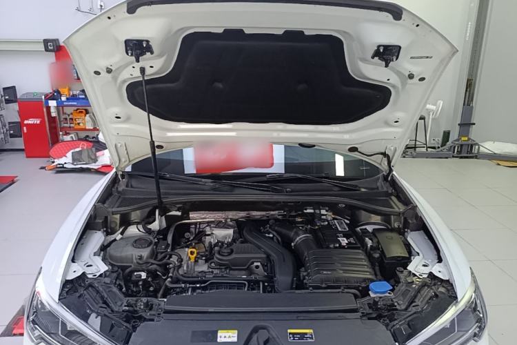 Used Audi Q3 2023 35 TFSI Fashion Dynamic Model (1.5T) Engine Bay