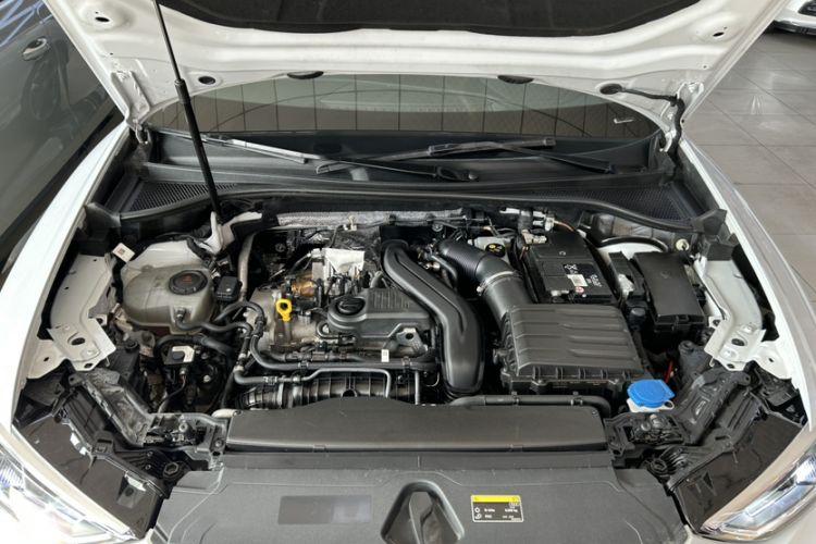 Used Audi Q3 2023 35 TFSI Fashion Dynamic Model (1.5T) Engine Bay