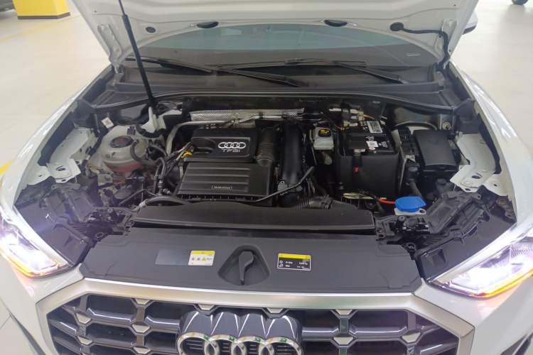 Used Audi Q3 2023 35 TFSI Fashion Dynamic Model (1.4T) Engine Bay