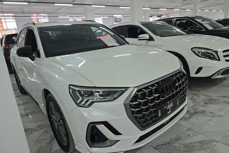 Used Audi Q3 2023 Updated 45 TFSI quattro Stylish and Dynamic Edition Exterior 1