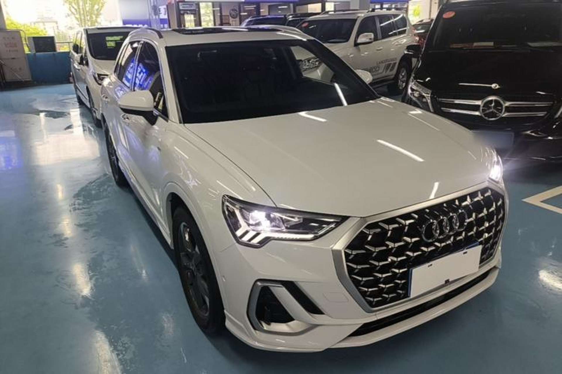 Used Audi Q3 2023 35 TFSI Fashion Dynamic Model (1.5T) Exterior 1