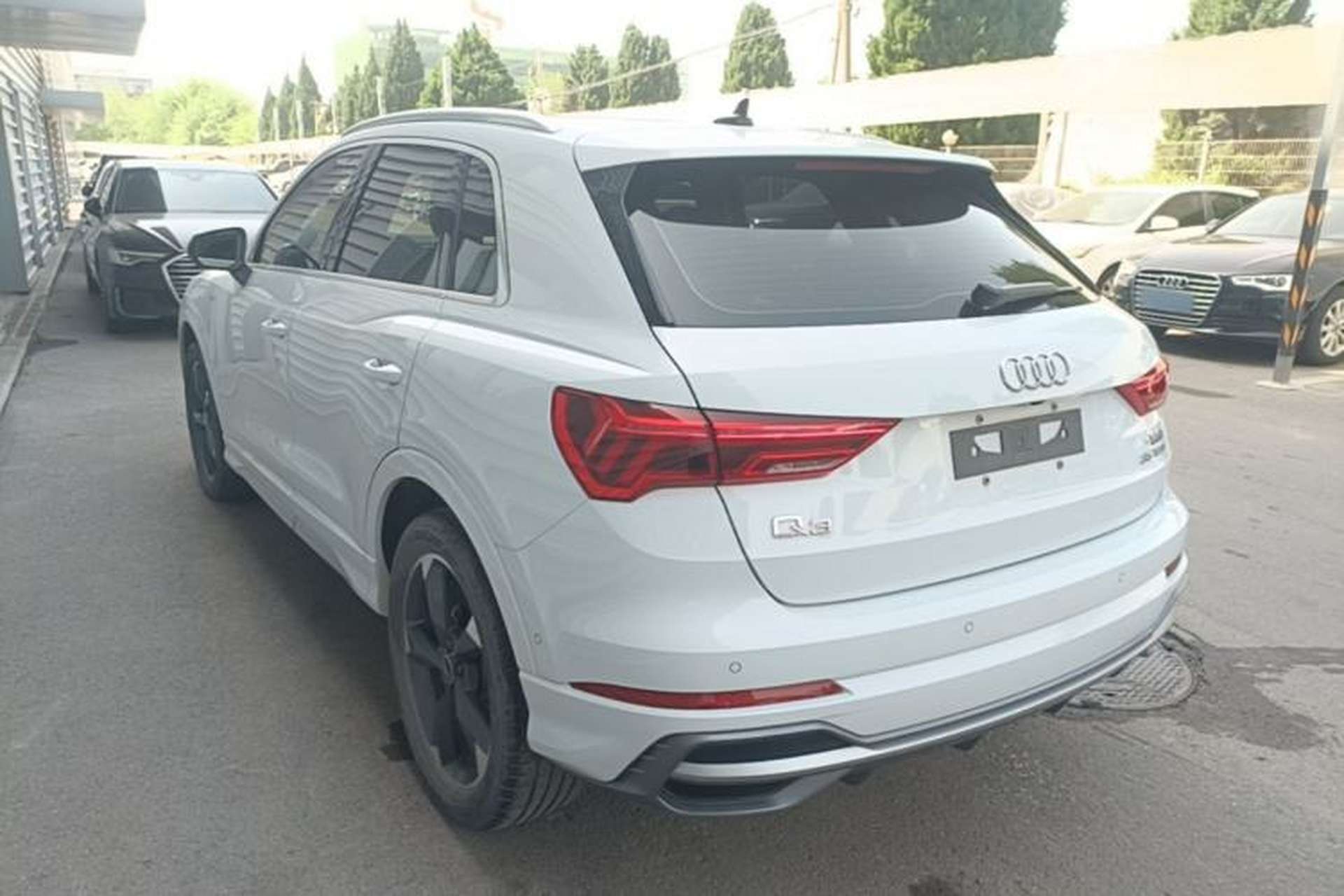 Used Audi Q3 2023 35 TFSI Fashion Dynamic Model (1.4T) Exterior 2
