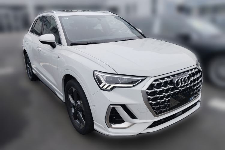 Used Audi Q3 2023 35 TFSI Fashion Dynamic Model (1.5T) Exterior 2
