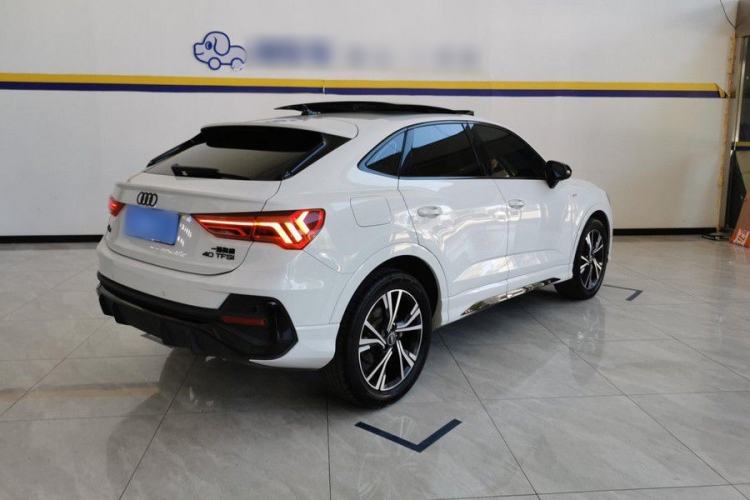 Used Audi Q3 2023 Updated 40 TFSI Fashionable and Dynamic Version Exterior 2