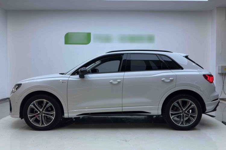 Used Audi Q3 2023 35 TFSI Fashion Dynamic Model (1.4T) Exterior 3