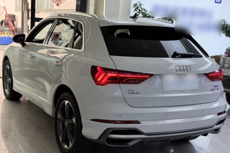 Used Audi Q3 2023 35 TFSI Fashion Dynamic Model (1.4T) Exterior 3