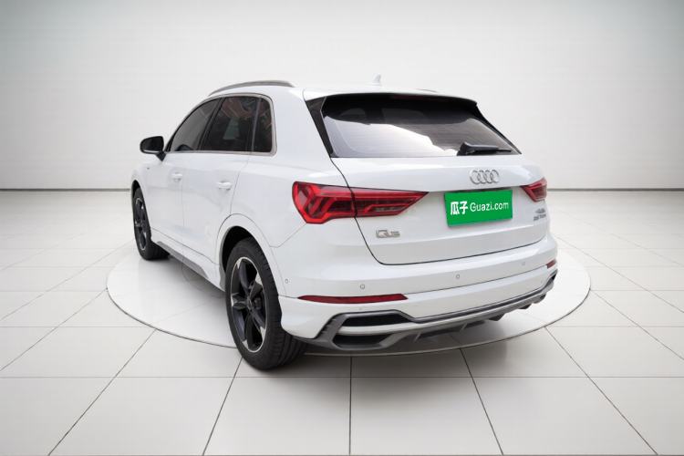 Used Audi Q3 2023 35 TFSI Fashion Dynamic Model (1.4T) Exterior 3