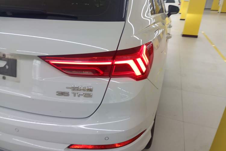 Used Audi Q3 2023 35 TFSI Fashion Dynamic Model (1.4T) Exterior 3