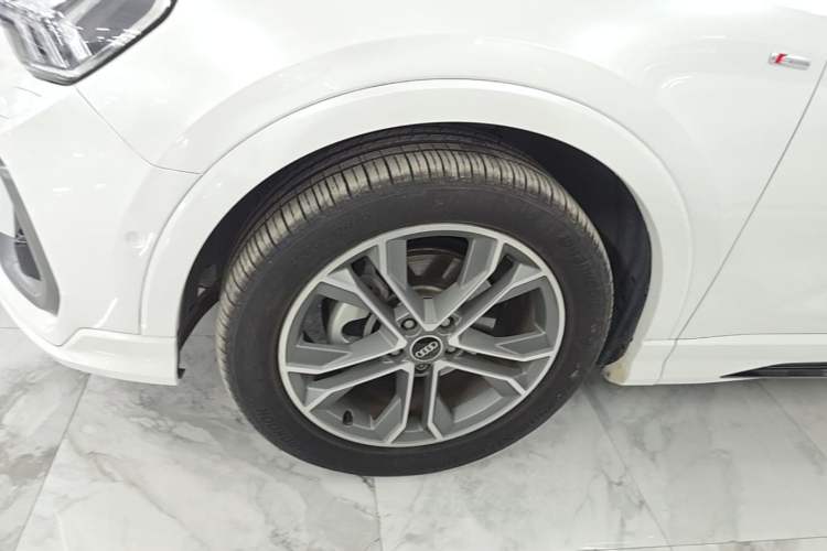 Used Audi Q3 2023 Updated 45 TFSI quattro Stylish and Dynamic Edition Exterior 4