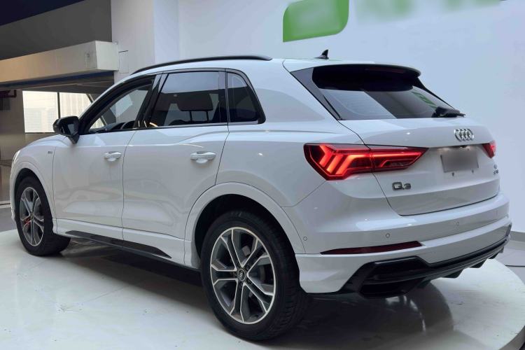 Used Audi Q3 2023 35 TFSI Fashion Dynamic Model (1.4T) Exterior 4