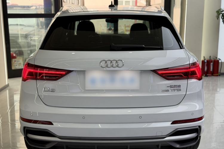 Used Audi Q3 2023 35 TFSI Fashion Dynamic Model (1.4T) Exterior 4
