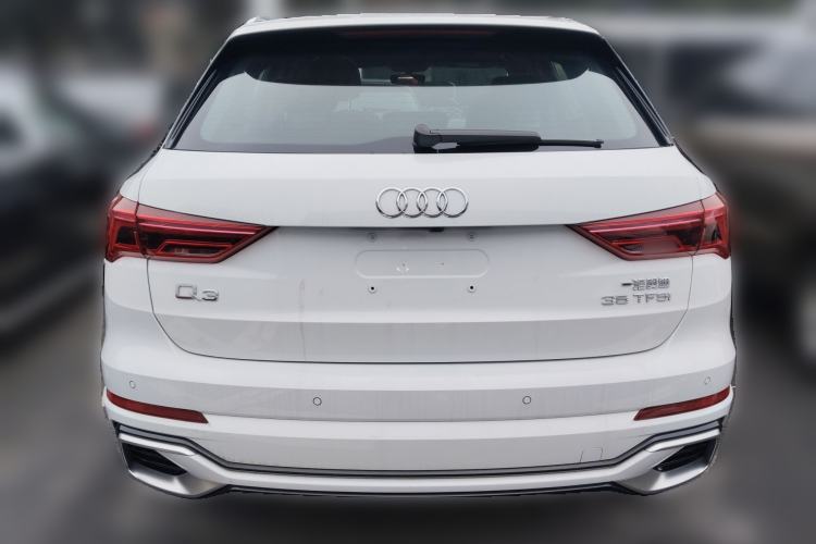 Used Audi Q3 2023 35 TFSI Fashion Dynamic Model (1.5T) Exterior 4