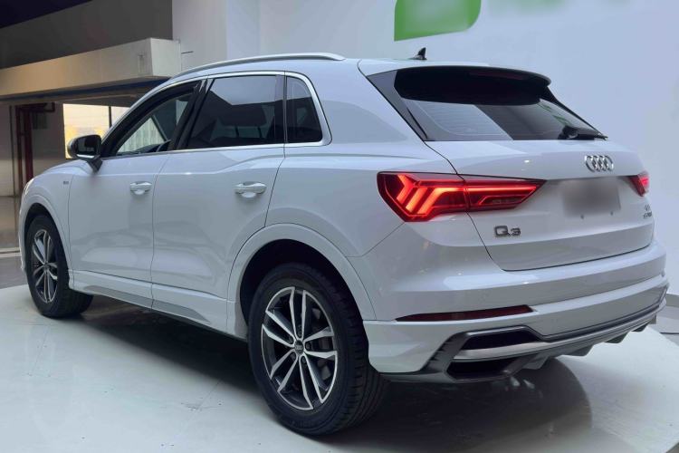 Used Audi Q3 2023 35 TFSI Progressive Dynamic Edition (1.4T) Exterior 4