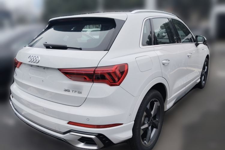 Used Audi Q3 2023 35 TFSI Fashion Dynamic Model (1.5T) Exterior 5