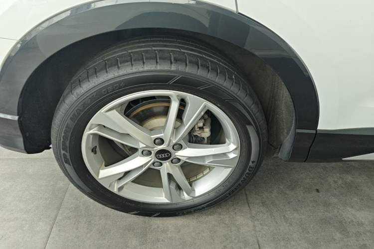 Used Audi Q3 2023 35 TFSI Fashion Elegant Version (1.5T) Exterior 5