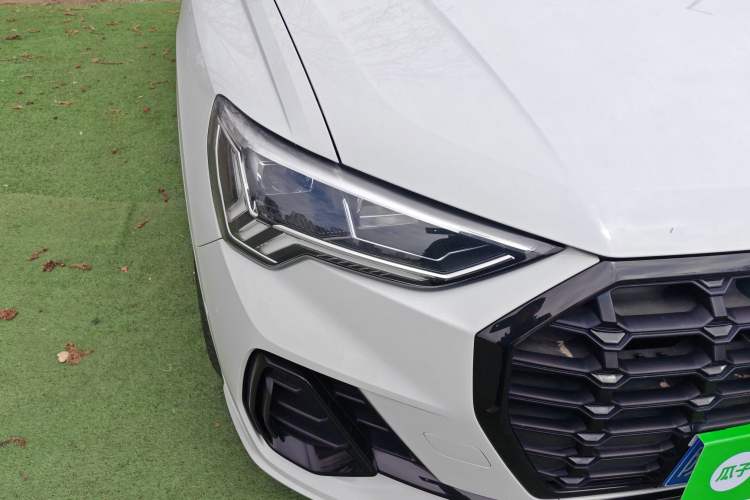 Used Audi Q3 2023 35 TFSI Fashion Dynamic Model (1.4T) Exterior 6