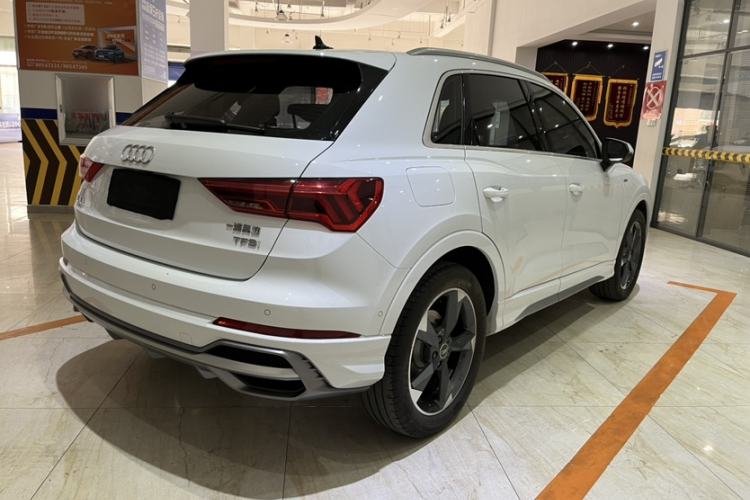 Used Audi Q3 2023 35 TFSI Fashion Dynamic Model (1.4T) Exterior 6