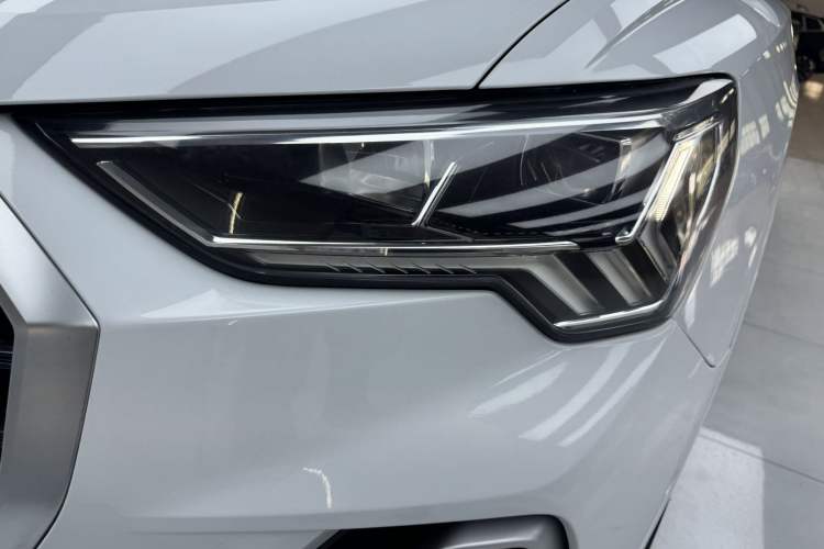 Used Audi Q3 2023 35 TFSI Fashion Dynamic Model (1.4T) Exterior 6