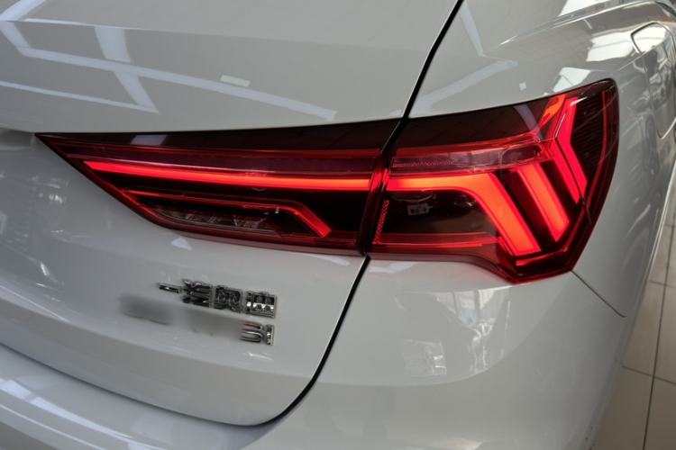 Used Audi Q3 2023 35 TFSI Fashion Dynamic Model (1.5T) Exterior 7