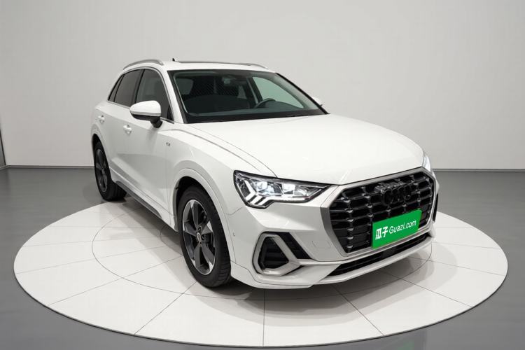 Used Audi Q3 2023 35 TFSI Fashion Dynamic Model (1.5T) Front Right 45 Deg