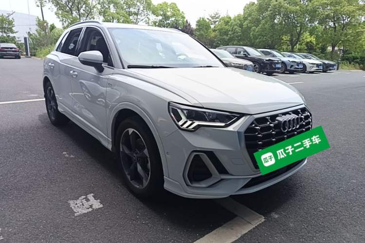 Used Audi Q3 2023 35 TFSI Fashion Dynamic Model (1.4T) Front Right 45 Deg