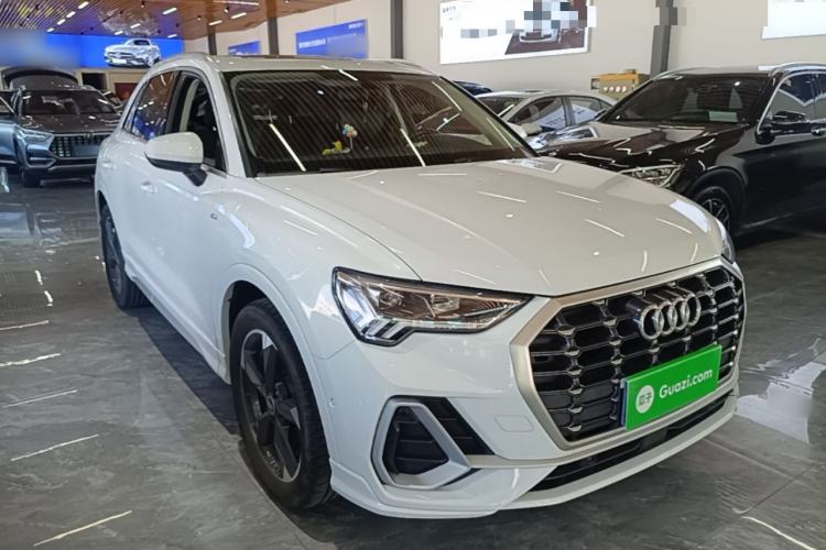 Used Audi Q3 2023 35 TFSI Fashion Dynamic Model (1.5T) Front Right 45 Deg