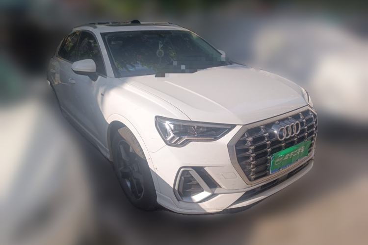 Used Audi Q3 2023 35 TFSI Fashion Dynamic Model (1.4T) Front Right 45 Deg